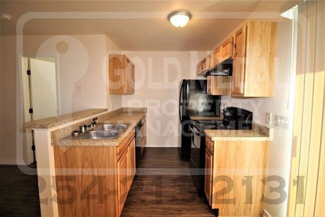 Photo - 5805 Redstone Dr