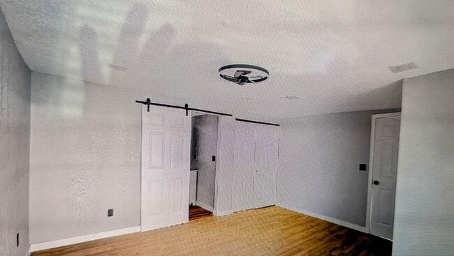 Photo - 3190 Torres Ave