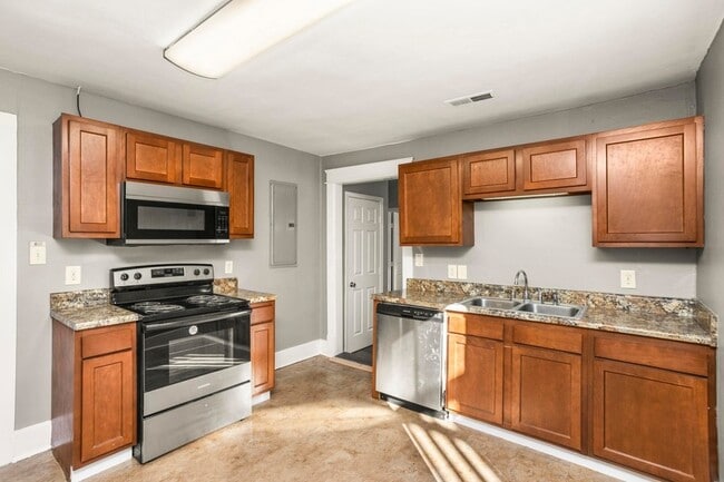 Photo - 1213 Meridian St