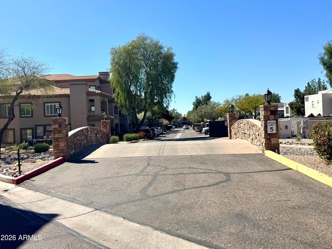 Photo - 14000 N 94th St Unidad 3147