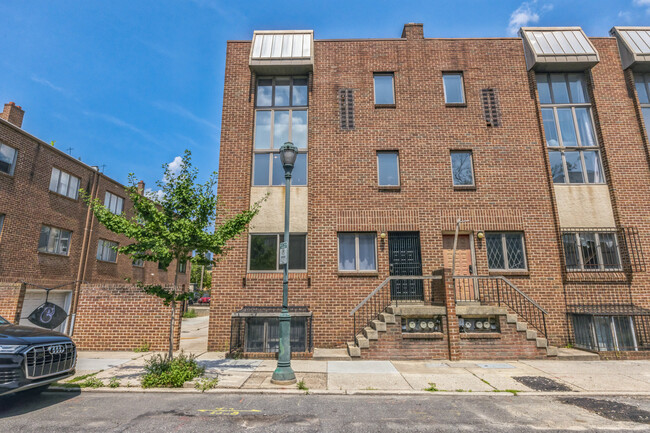 Photo - 1928 Rodman St Apartments Unit A