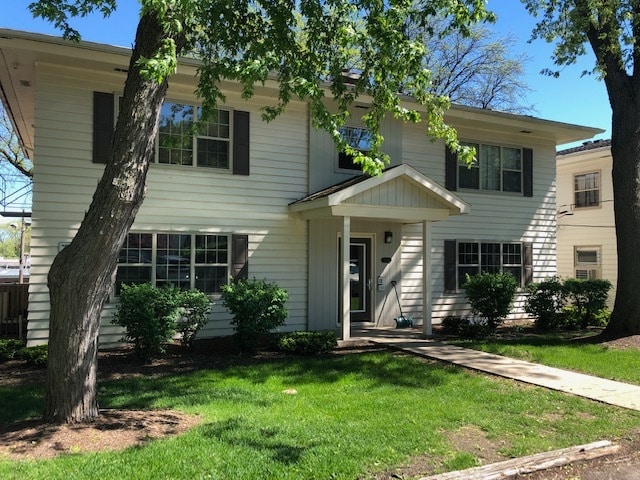 Building Photo - 3209 Ridgeway Ave Unit 3