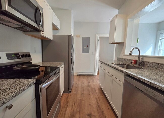 2 Oak St Unit 2