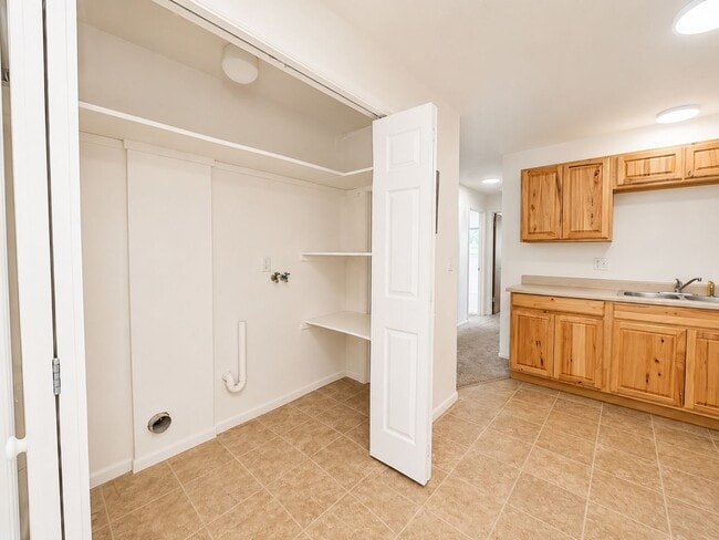 Photo - Spacious and charming! Conveniently located 2 bedroom, 1 bathroom Unit D
