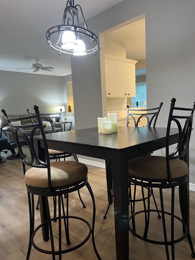 Photo - 1340 Charleston Square Dr