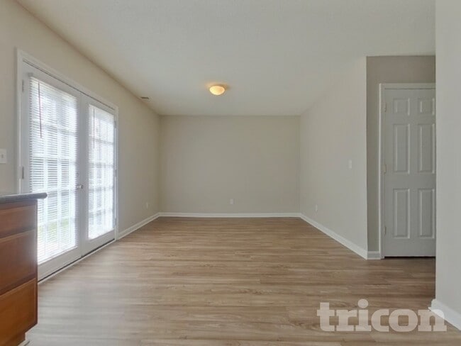 Photo - 153 Cottage Lake Way