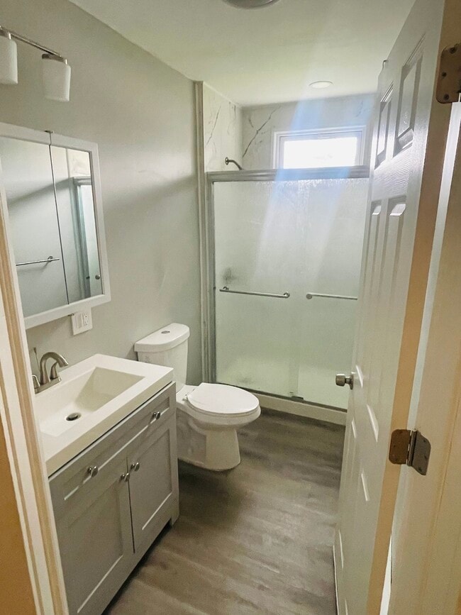 50 Linden St Unit 1