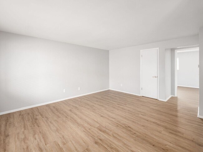 593 Riverview Dr Unidad F