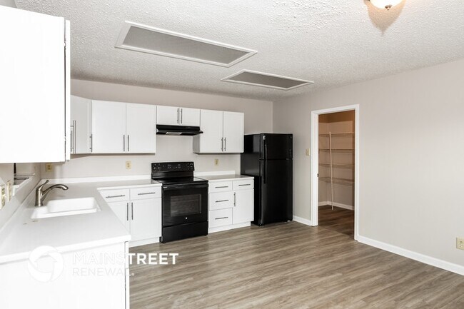 Photo - 9919 Orange Blossom Trail House