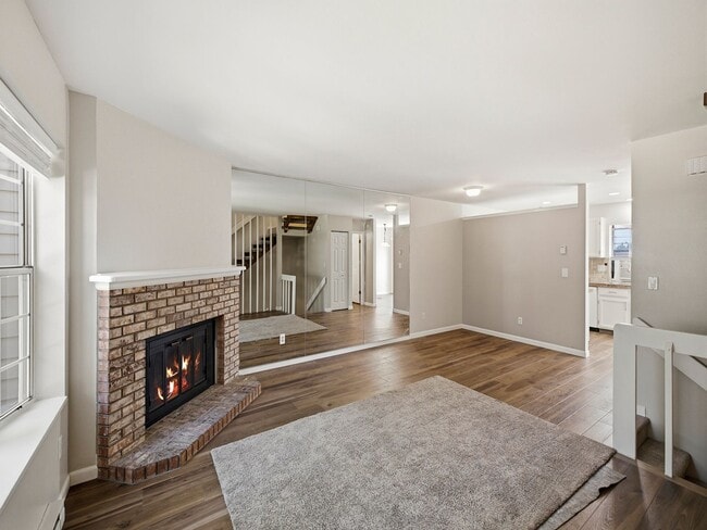 Photo - 2828 Silverplume Dr