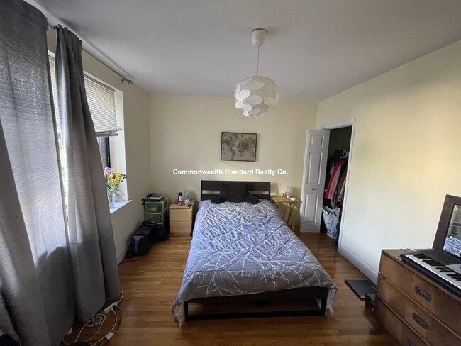 Photo - 65 Strathmore Rd Condo Unit 38