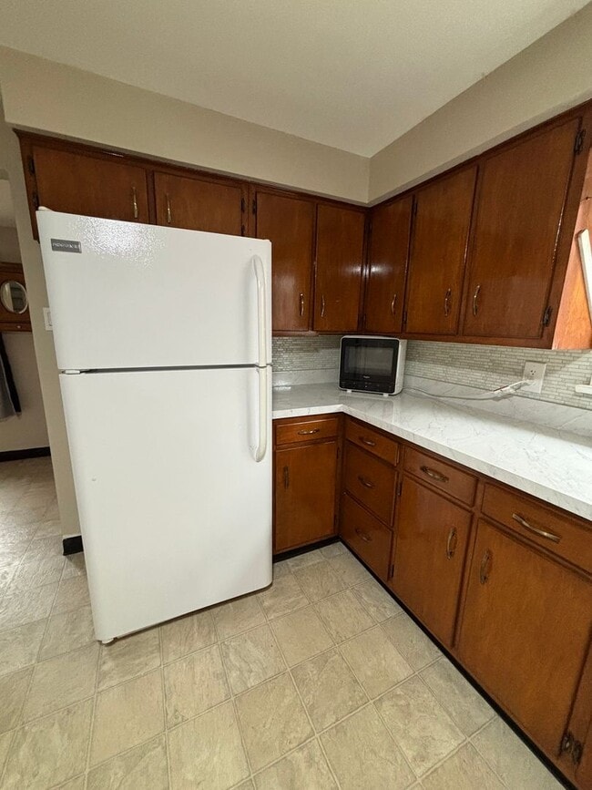 Photo - 3 Bedroom Home in Carnegie!