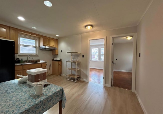 Photo - 77-25-7169 169th St