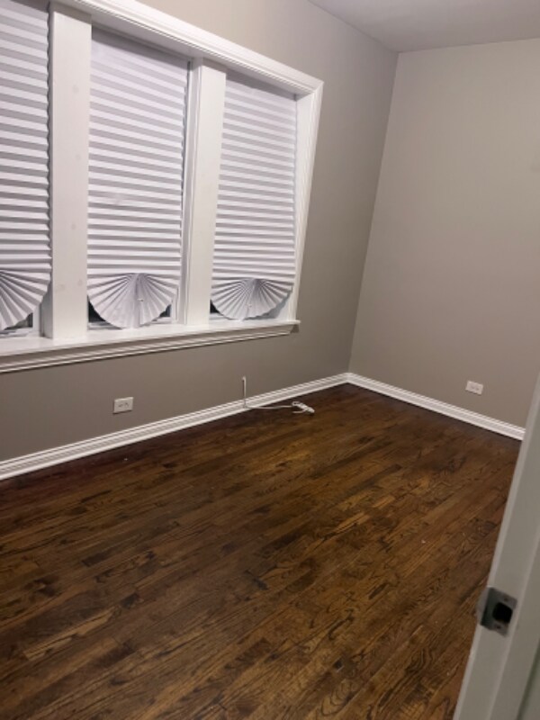 Photo - 8236 S Ellis Ave Unidad 3