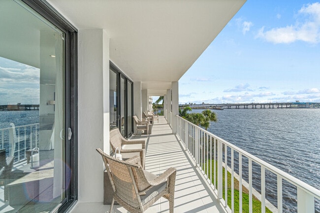 Building Photo - 2784 S Ocean Blvd Unit 301s Rental