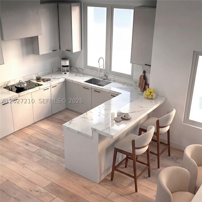 Photo - 824 SE 12th St