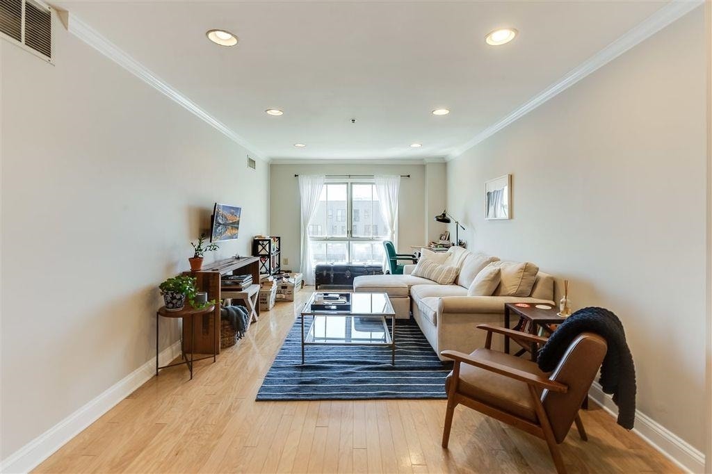 Photo - 711 Clinton St Unit 6A