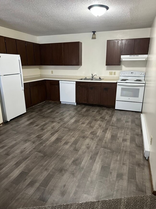 Photo - 2 BR 2 BA with Balcony Garage Included Unidad WW-2