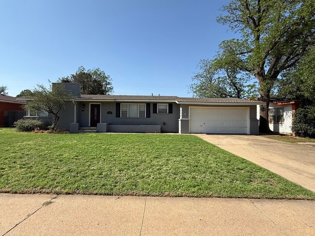 Building Photo - 3605 42nd St