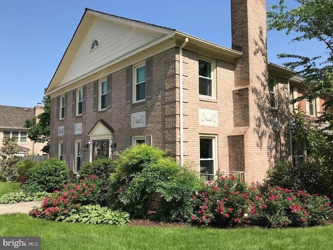 Photo - 4054 Norbeck Square Dr