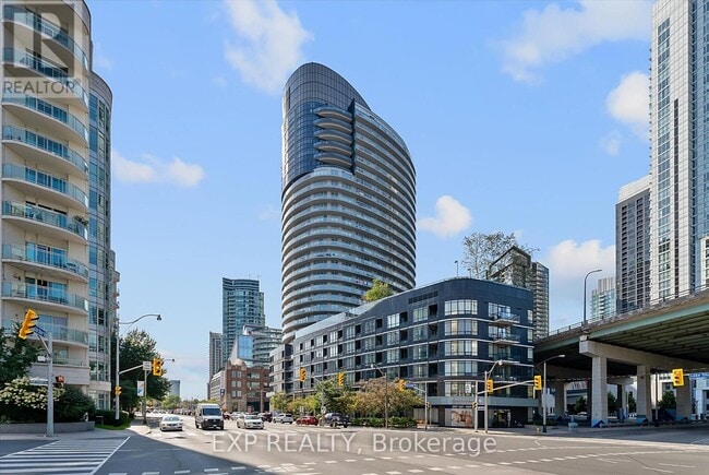 Photo - 38 Dan Leckie Way Unit 2103