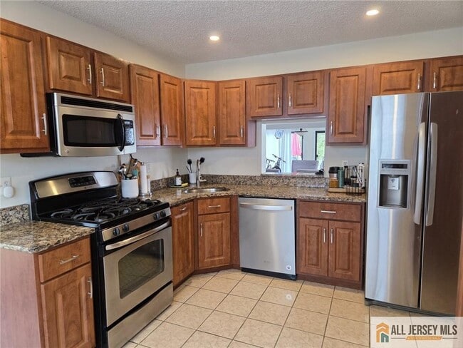 Building Photo - 508 Brokaw Ct
