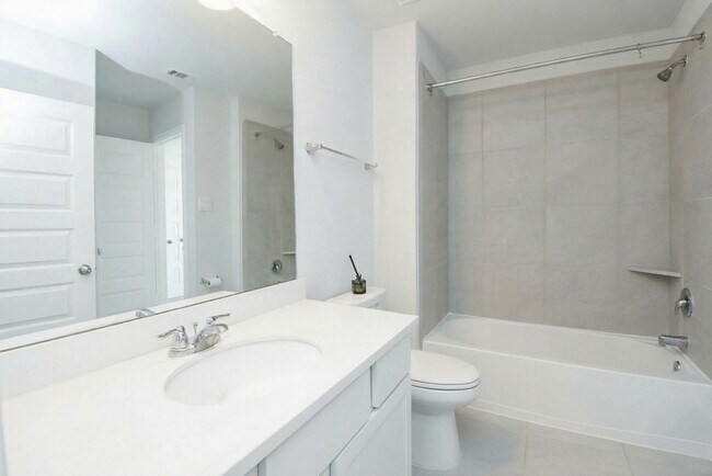 Photo - 27950 Western Crk Ct