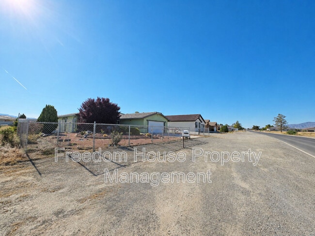 Photo - 3066 E Mount Charleston Dr