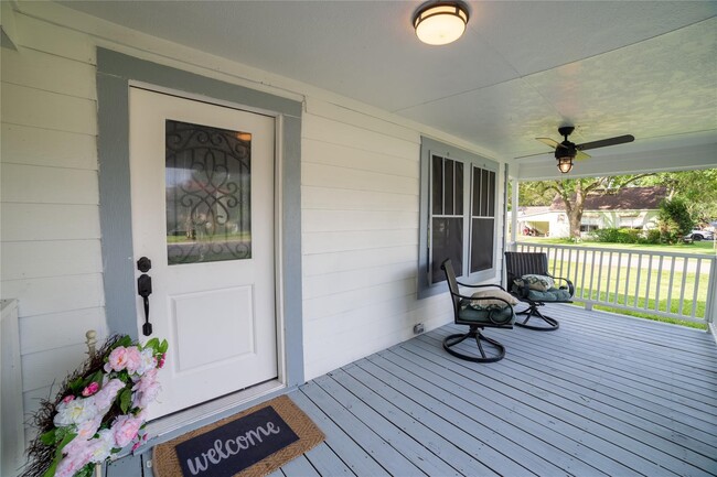 Photo - 420 N Live Oak St
