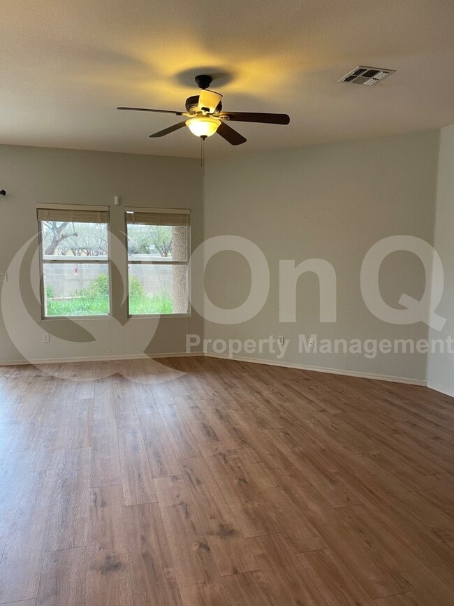 Photo - 10486 E Marquette St