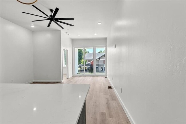 Photo - 1625 NW 16th St Unidad 2