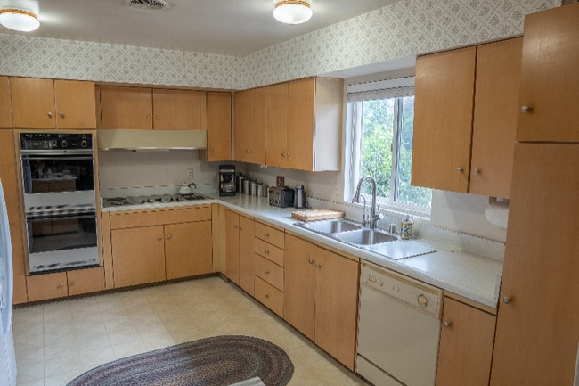Photo - 1211 Roselle Ct
