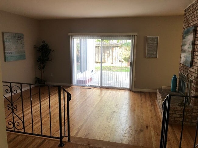 Photo - CAMBRIAN- Corner lot