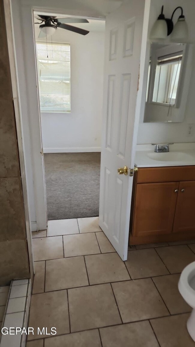 Photo - 151 N Pendell Rd