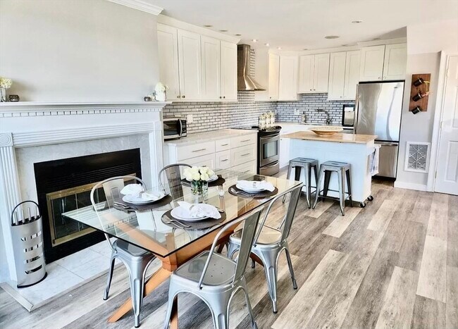 Photo - 166 Quincy Shore Dr