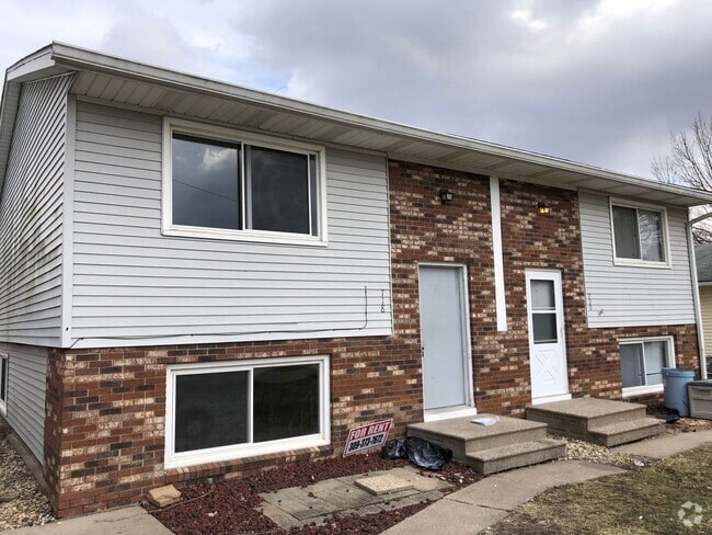 Building Photo - 720 7th St Unit 718 Rental