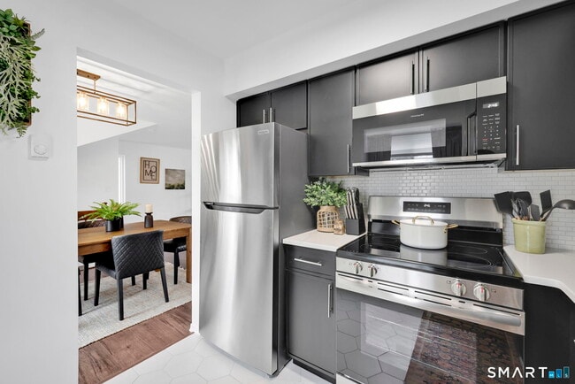 Photo - 62 Candlewood Dr Unit 62