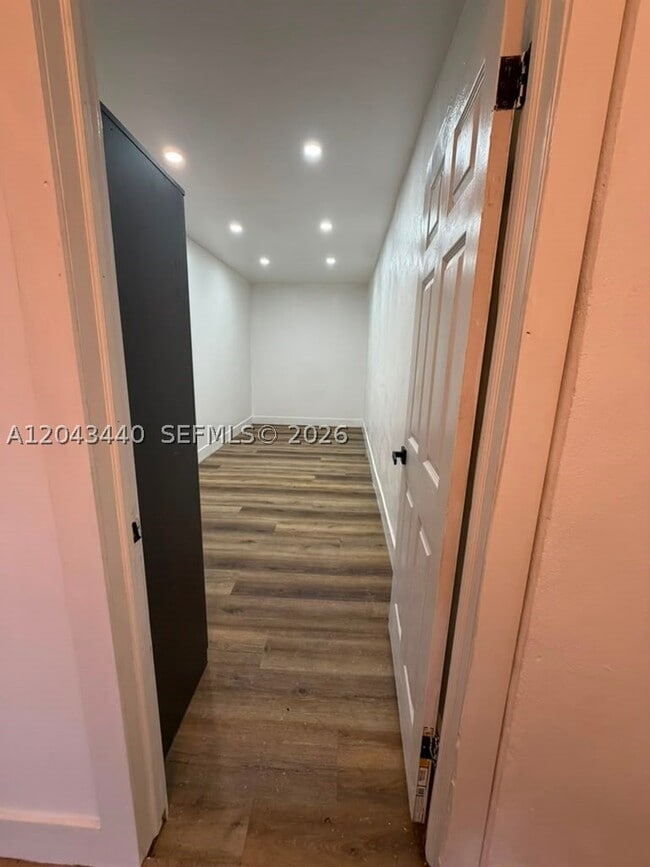 Photo - 2137 NW 1st St