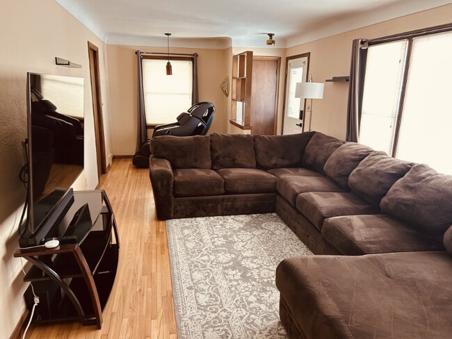 Photo - 1639 Atlantic St House