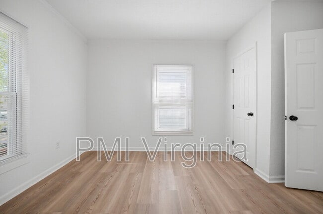 Photo - 742 Mt Vernon Ave Unidad #B