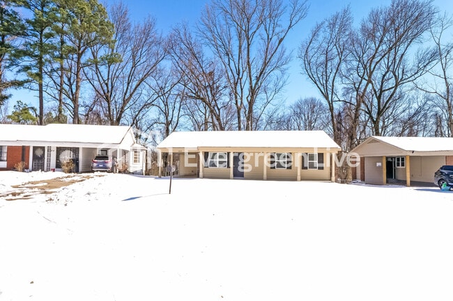 Building Photo - 3434 Seaforth Dr