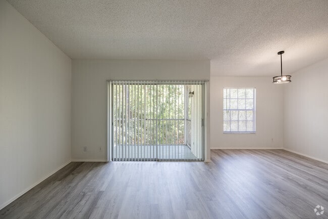 2BR 2BA - 1065SF - Living Room