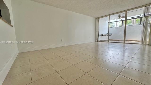 Photo - 10865 SW 112th Ave Unidad 107
