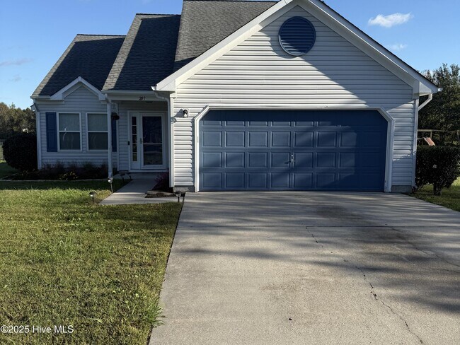 Photo - 207 Eagle Creek Rd