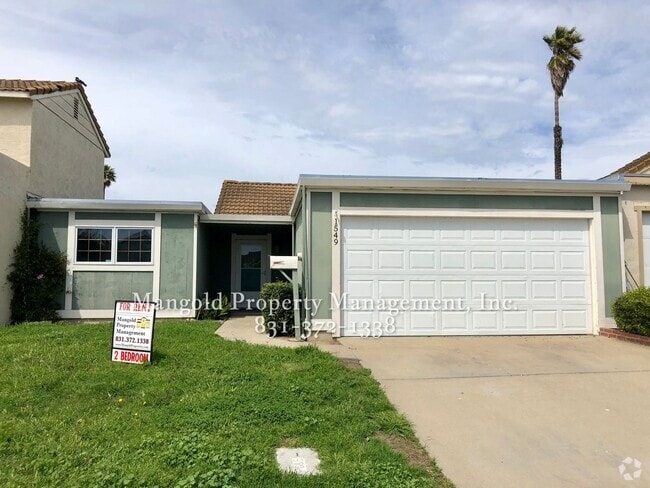 Building Photo - Charming 2-Bed 1-Bath Home with Vaulted Ce...