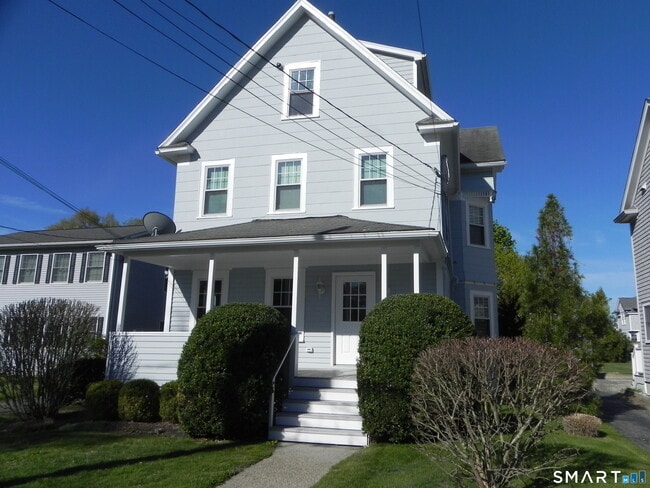 Building Photo - 10 Hawkins Ave Unit A