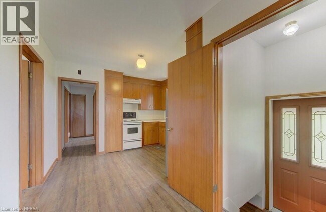 Photo - 149 Second Concession Rd