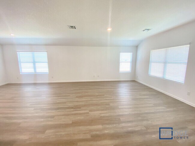 Photo - 2720 Coral Vly