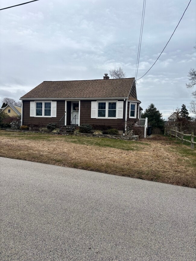 Photo - 28 Bayberry Ln