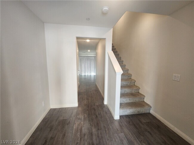 Photo - 3783 Enchanted Sky St